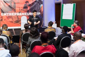 http://educataghana.com/wp-content/uploads/2020/11/19.10.20-Educata-Ghana-Day-1-of-2-297-_CM40319-300x200.jpg