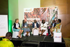 http://educataghana.com/wp-content/uploads/2020/11/19.10.20-Educata-Ghana-Day-1-of-2-462-CM5_0216-300x200.jpg